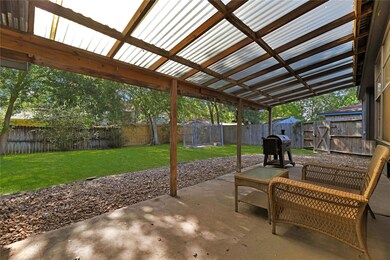 5226 Appleblossom Ln, Friendswood, TX 77546 - photo 5