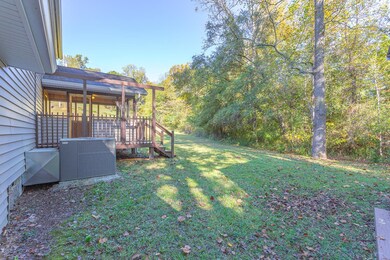 1336 Oakview Dr NE, Dalton, GA 30721 - photo 4