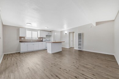 44746 3rd St E  -  HsHProd-14