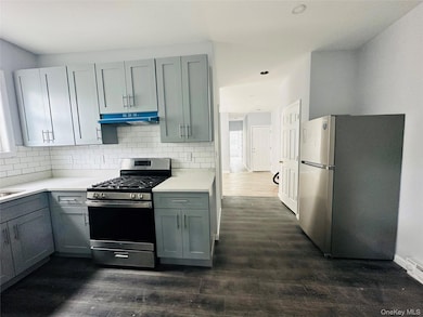 8 Morgan Ave unit 4, Poughkeepsie, NY 12601 - photo 4