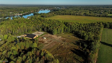 1315 Morning Star Dr, Roaming Shores, OH 44084 - photo 4