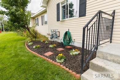 115 S 4th W, Rexburg, ID 83440 - photo 3