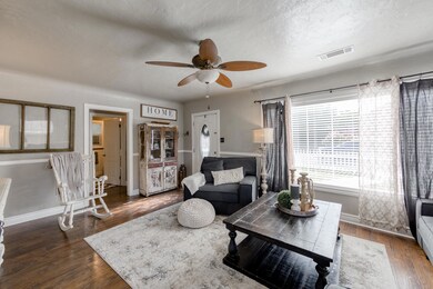 2253 California St, Redding, CA 96001 - photo 5