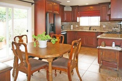 Designer Tile Floor & Granite Countertops
