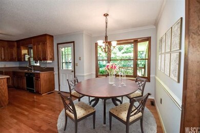 Virtually staged dining room