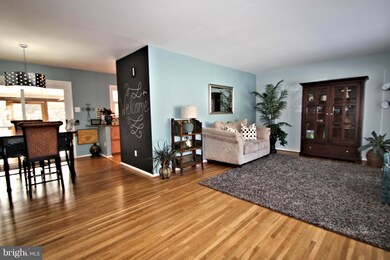 4501 Sonata Ct, Fairfax, VA 22032 - photo 3