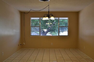 402 Zia Ave, Alamogordo, NM 88310 - photo 4