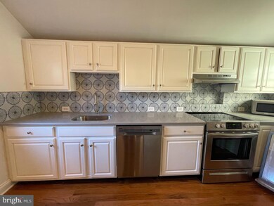 235 S Union St, Kennett Square, PA 19348 - photo 6