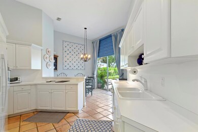 14239 Calypso Ln, Wellington, FL 33414 - photo 5