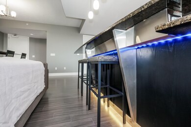 010-Dining_Room-2286113-medium