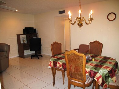 Dining area (1)