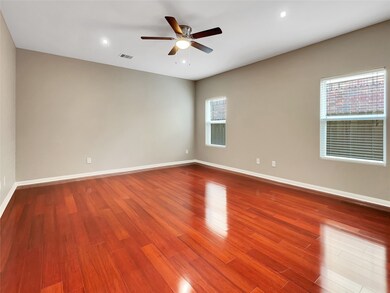 7810 Koloa River Ct, Houston, TX 77040 - photo 5