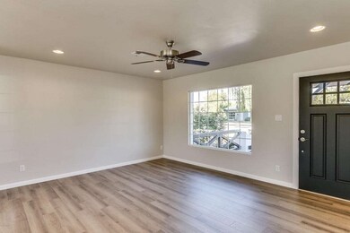 3535 E Piccadilly Rd, Phoenix, AZ 85018 - photo 3