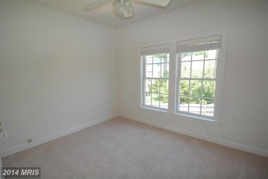 1914 Powells Landing Cir, Woodbridge, VA 22191 - photo 6