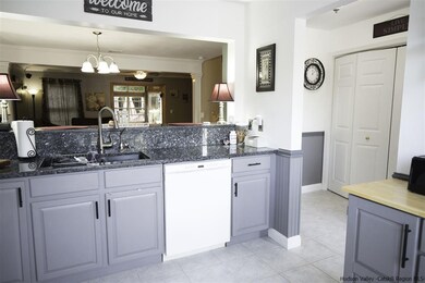 68 Argent Dr, Highland, NY 12528 - photo 3