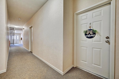 2316 Sawmill Ct unit 102, Burlington, KY 41005 - photo 2