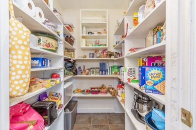 913 Pine St, Contoocook, NH 03229 - photo 4