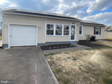 102 Orchard Ave, Blackwood, NJ 08012 - photo 4