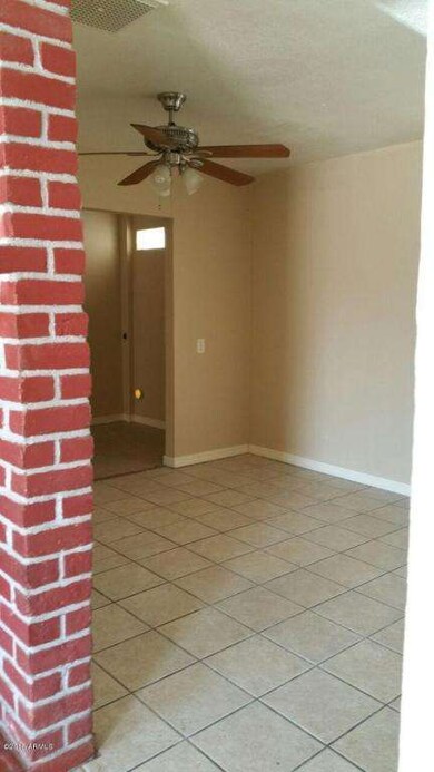 4511 N 49th Dr, Phoenix, AZ 85031 - photo 2