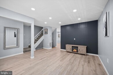 10338 Latney Rd, Fairfax, VA 22032 - photo 3