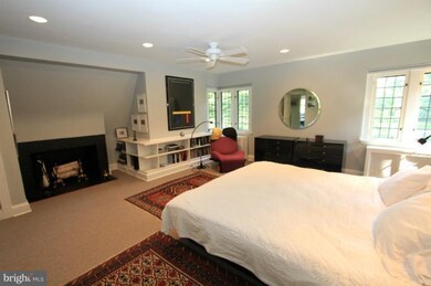 333 Tuscany Rd, Baltimore, MD 21210 - photo 3