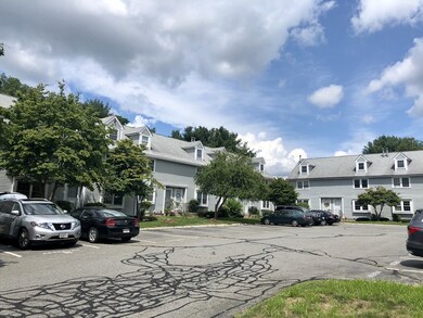 148 Flower Ln unit 4, Dracut, MA 01826 - photo 2