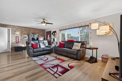 11761 80th Ave, Seminole, FL 33772 - photo 4