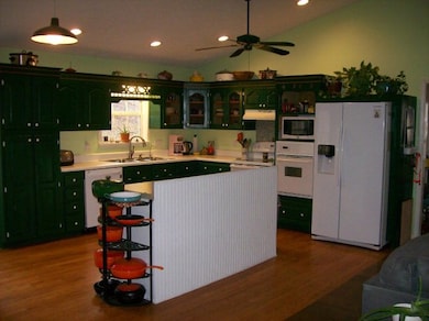 3355 Blackberry Ln, Cookeville, TN 38506 - photo 4