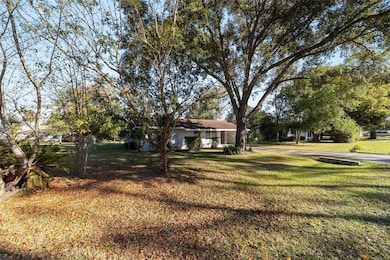 21529 SW Honeysuckle St, Dunnellon, FL 34431 - photo 3