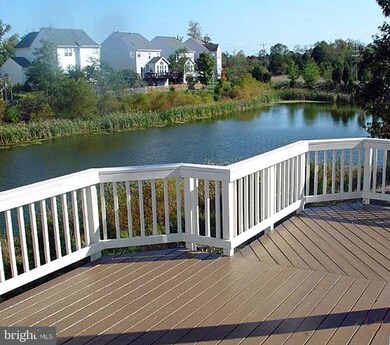 26174 Glasgow Dr, Chantilly, VA 20152 - photo 5