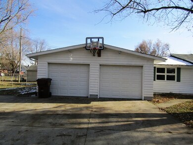 904 Park Dr, Ossian, IN 46777 - photo 5