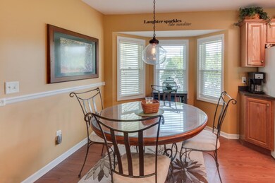 Kitchen Eating Area