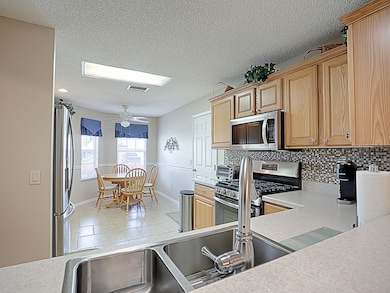 7361 SE 173rd Arlington Loop, The Villages, FL 32162 - photo 6