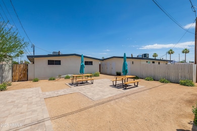 1011 E Amelia Ave, Phoenix, AZ 85014 - photo 7