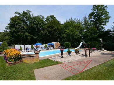 Swimming Pool/Hot Tub/Sauna.