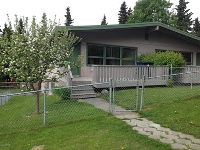 655 W 22nd Ave, Anchorage, AK 99503 - photo 2