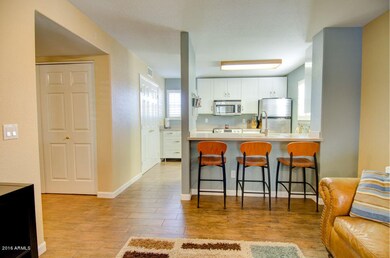 Condo (10 of 34)