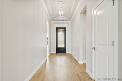 2710 W Union Place, Broken Arrow, OK 74011 - photo 2