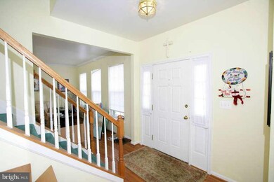 11003 Grassy Knoll Terrace, Germantown, MD 20876 - photo 2