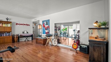 3411 Calle Poco 054