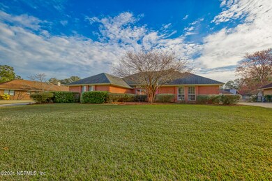 4527 Bull Run Rd, Jacksonville, FL 32210 - photo 4