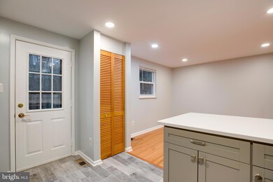 2032 Brooks Square Place, Falls Church, VA 22043 - photo 7