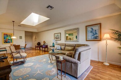 12646 Crystal Pointe Dr Unit C-small-006