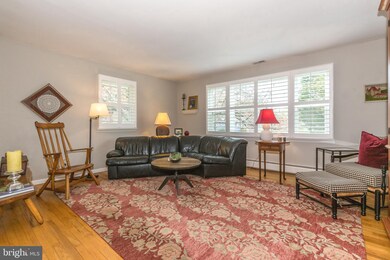514 Hillsmere Dr, Annapolis, MD 21403 - photo 5