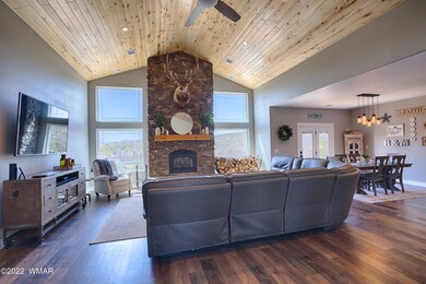 untitled-1832_HDR