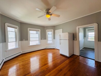 171 Hunter St unit 3, Fall River, MA 02721 - photo 4