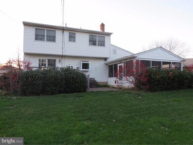 2502 Emerson Dr, Wilmington, DE 19808 - photo 3