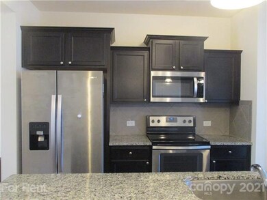 106 Brookshire Ln unit A, Statesville, NC 28677 - photo 5