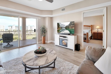 5-Living-Room