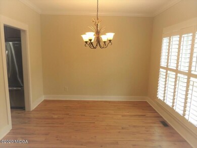 Dining Rm